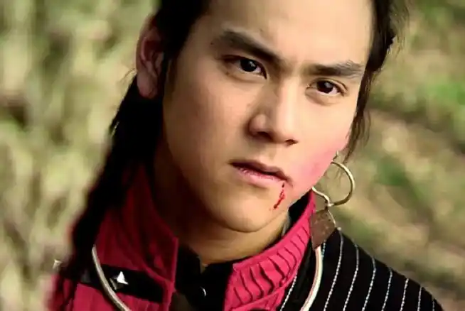 彭于晏超话to 唐钰:比起"唐钰"这个大名,更多人愿意喊你一声"唐钰小宝