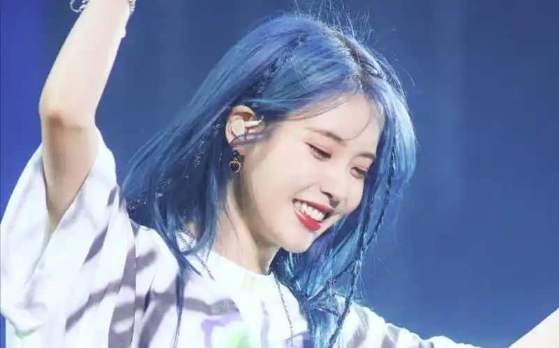 【iu李知恩】最美写真集,心化了!_哔哩哔哩_bilibili