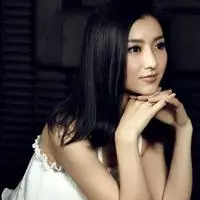 中国内地女演员斓曦好看qq头像温柔端庄的沈眉庄一角