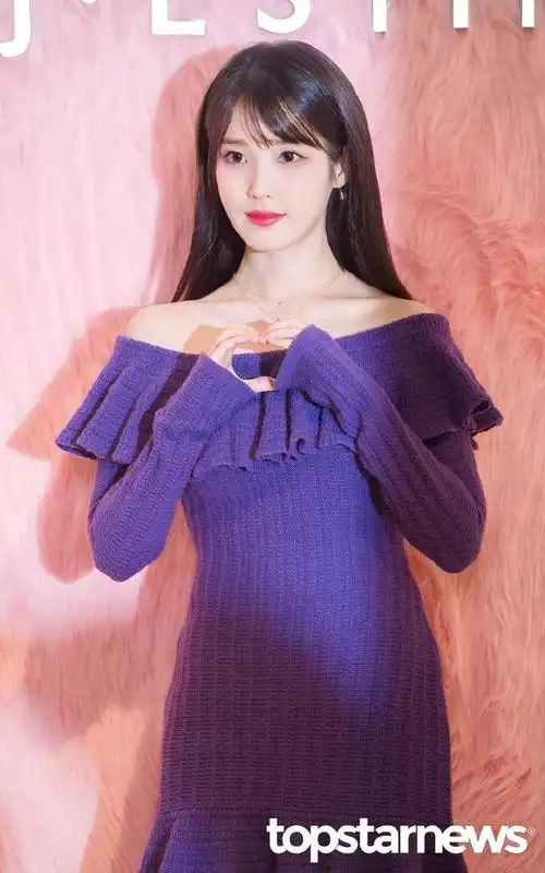 李知恩超话7015#iu新剧辛苦了#231119 iu李知恩 j.