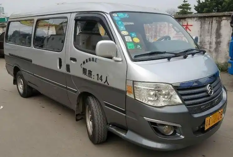 面包车 编号:2017149960249 车型:面包车 里程:13万公里 排放:国四