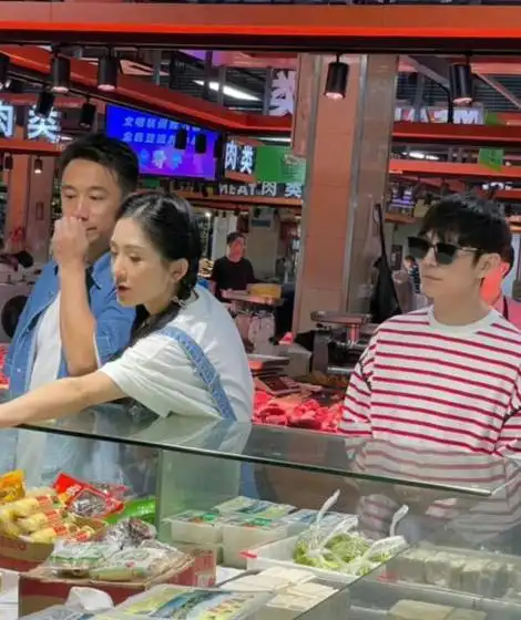 收官录制,彭昱畅张子枫行程重合要回归,张艺兴成变数|何炅|谢娜|乐器