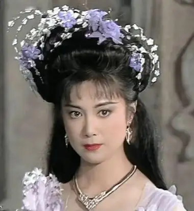 岁月没有催人老,57岁"最美妲己"傅艺伟,状态好,身材好气质佳