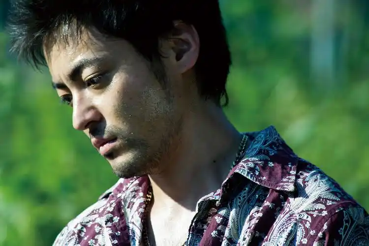 p>山田孝之(yamada takayuki),1983年10月20日出生于日本冲绳县那霸