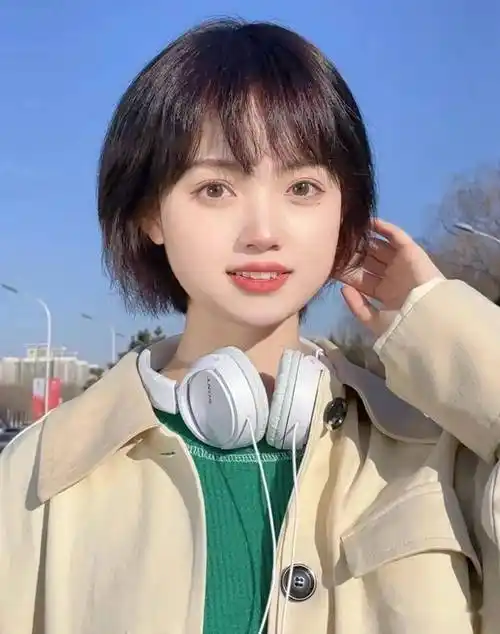 "短发少年感",显嫩又耐看._发型_中国_形象