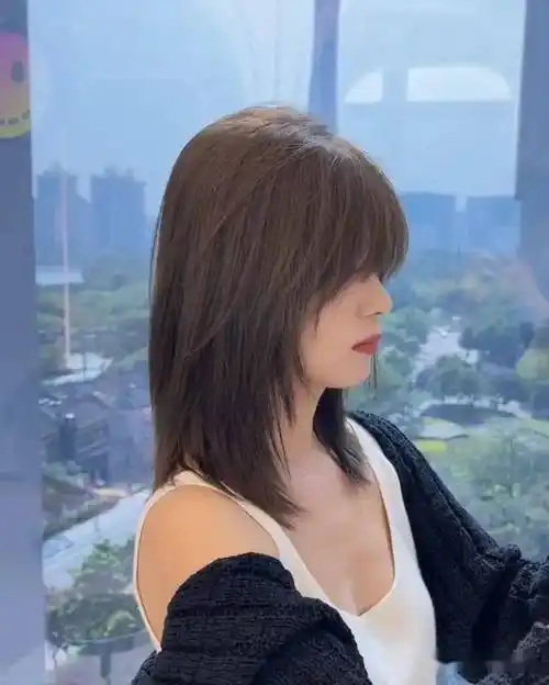 "高层次锁骨发"这个季节剪刚刚好_发型_中国_人类