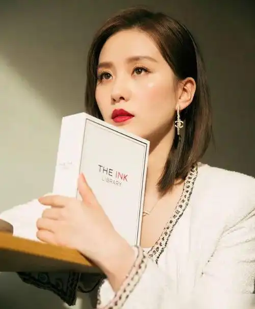 短发中发哪个更拉风明星发型大比拼