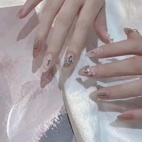 2022流行的绝美气质美甲～插图15