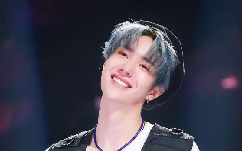 王导师请停止释放你的魅力创造101王一博笑容合集