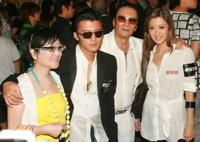 谢婷婷_谢贤_女儿