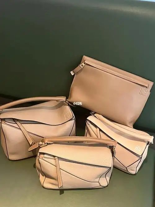 loewepuzzle沙色大象灰小号中号手包