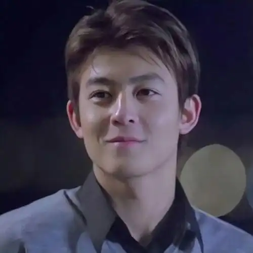 今天带大家看看,在那个没有美颜 滤镜和ps的年代,那些惊艳了时光的