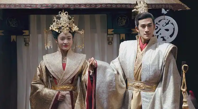 古装爱情电视剧(最火的古装爱情电视剧)