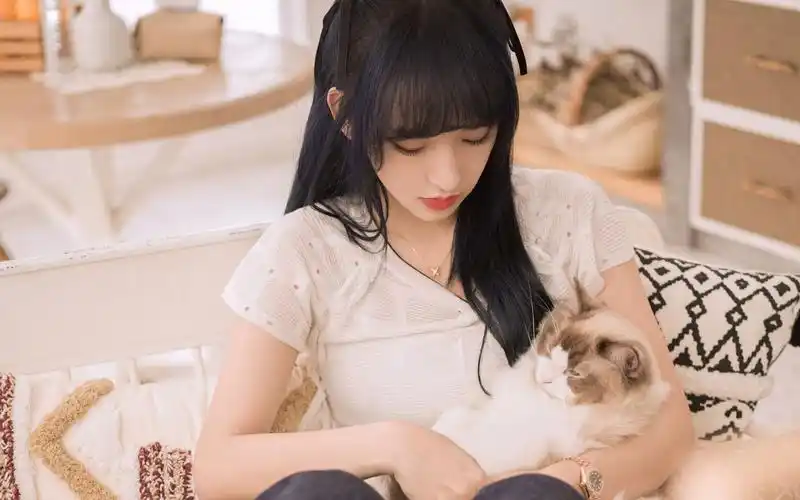 程潇甜美高清壁纸-美女壁纸-高清美女图片-第10图-娟娟壁纸