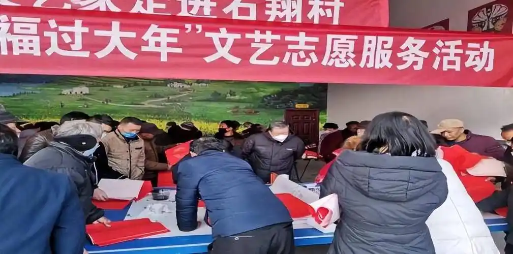 部和志愿者共同组成的文化宣讲小组,先后走进长安区杨庄街道石翔村