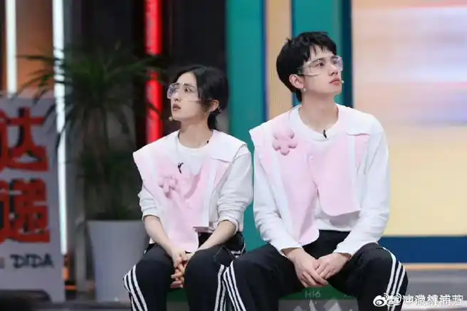 好六520发了张子枫胡先煦拍立得#朵宇cp上大分!