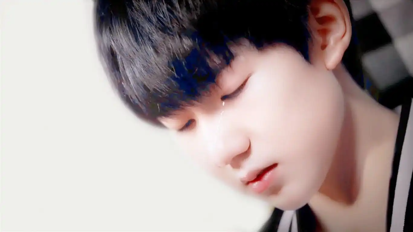 tfboys《tf少年go》魔法城堡 王俊凯王源帅气图片桌面壁纸