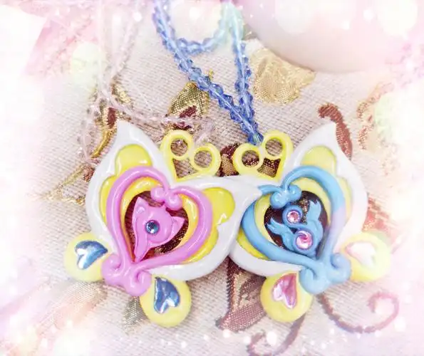 巴拉拉小魔仙美琪美雪变身器