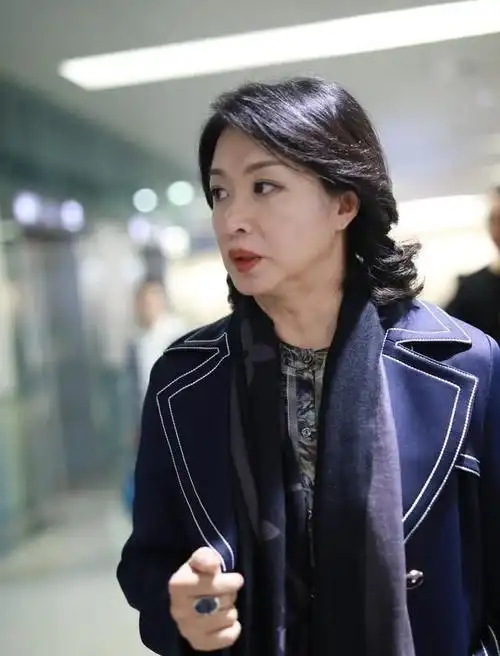 潘石屹:你对中国上哈佛大学的学生不够了解,他们中好多都很贫困|金星