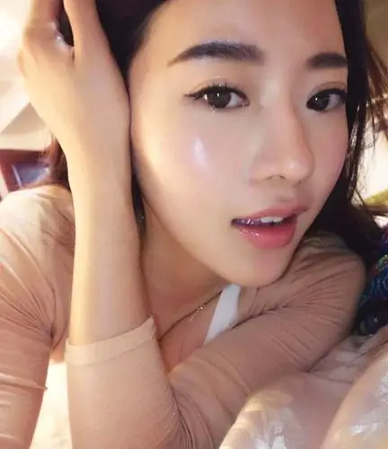 蒋娉婷到底是什么魔鬼身材?牛仔裤都能穿出性感,非常厉害!