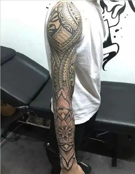 漂亮的9款包臂大花臂纹身作品49