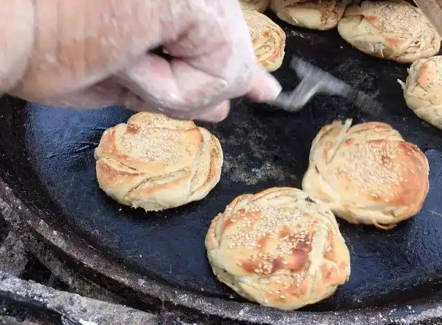 山东单县吊炉烧饼你吃过吗