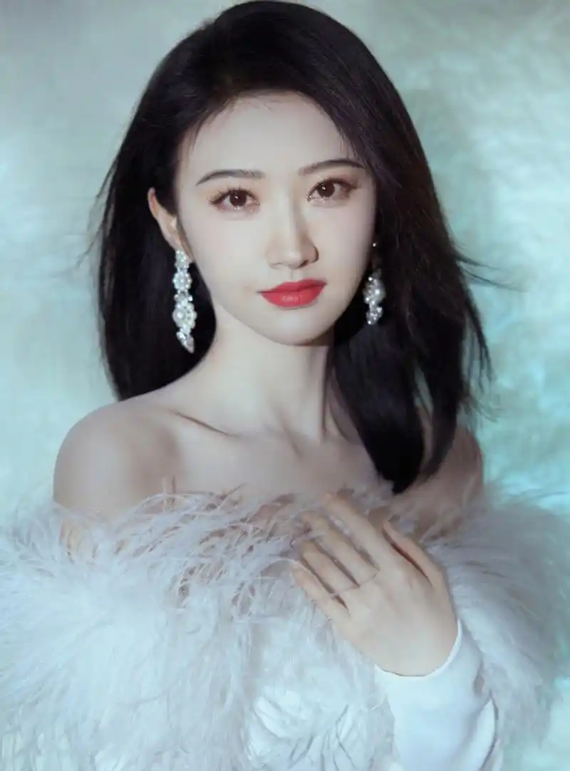 "人间富贵花"#景甜# 甜美清纯的容颜.