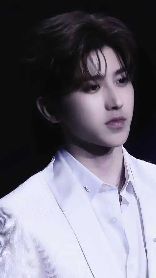 我觉得这几张徐坤的美貌我必须要分享