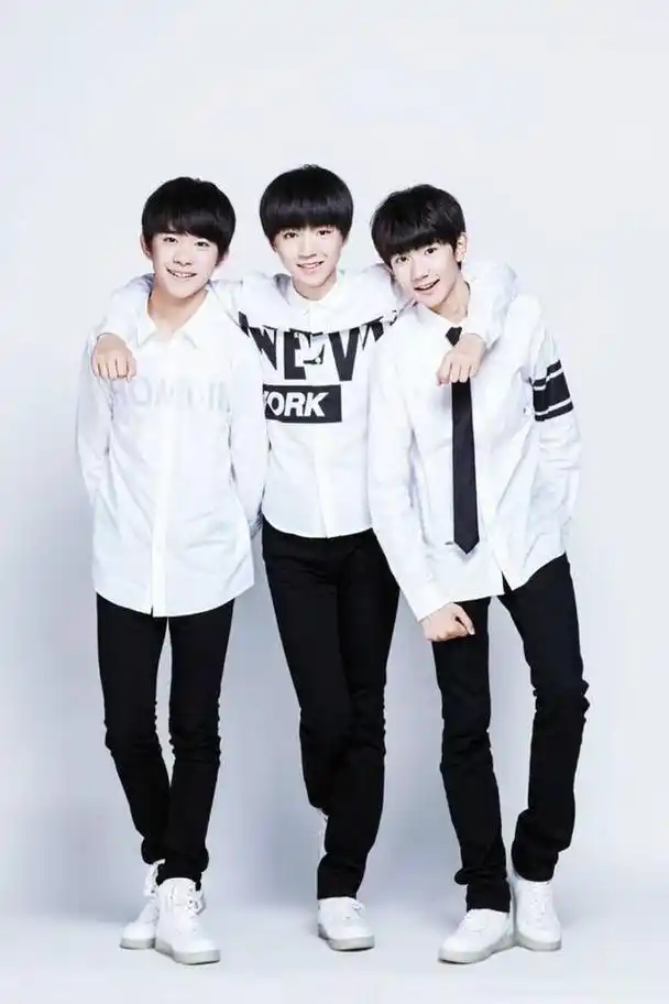 tfboys自2013年出道以来,瞬间让不知不觉已经十周年了,日渐成熟,我