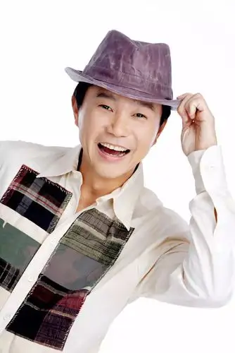 他是80年代香港民歌的开拓者,唱出了30年前的诗与远方