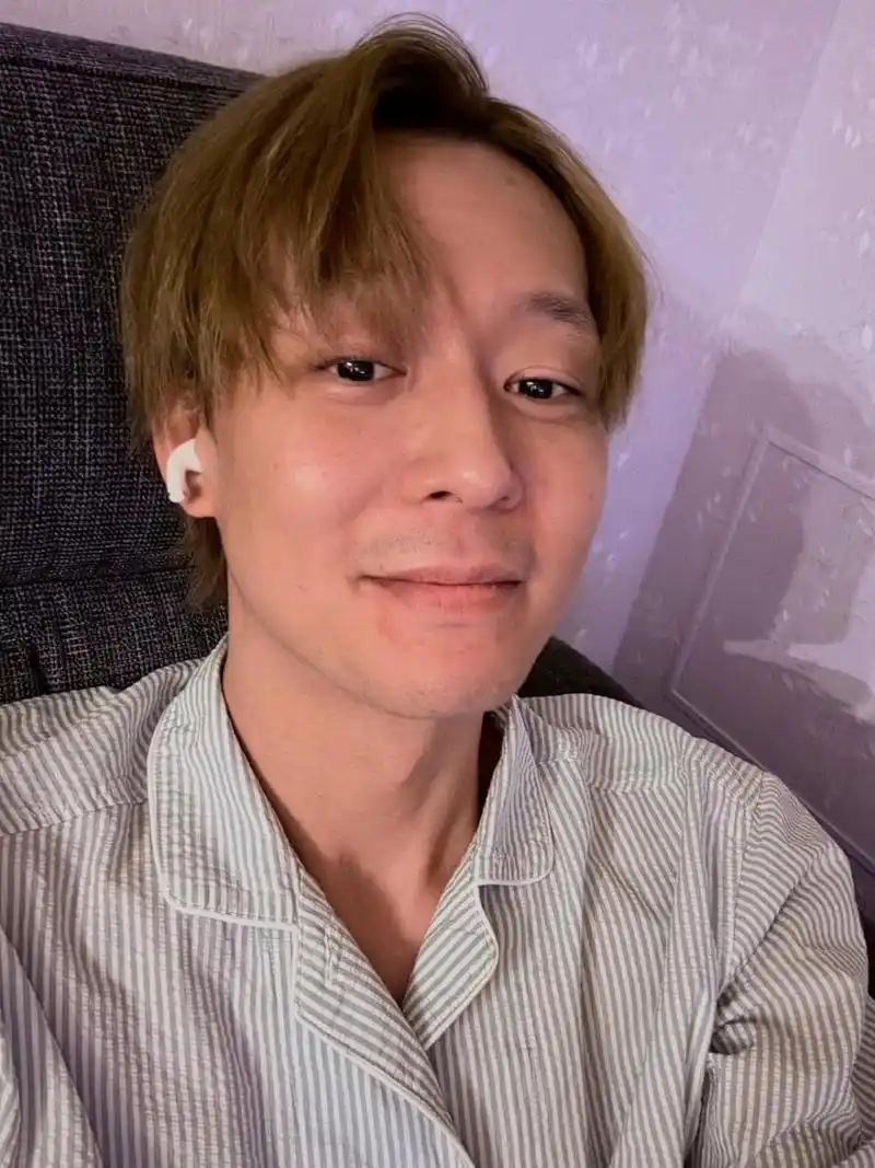 朴有天输官司赔 5 亿后 发日本近况