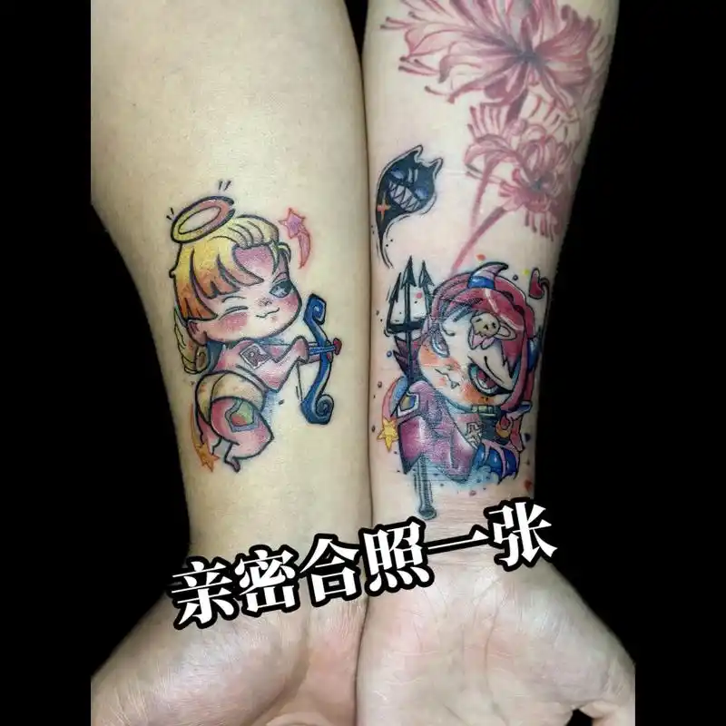 热门话题 #情侣纹身 #彩色卡通 #作品分享  同城喜欢约 - 抖音