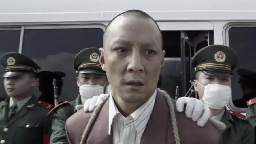 除暴曝吴彦祖枪决片段