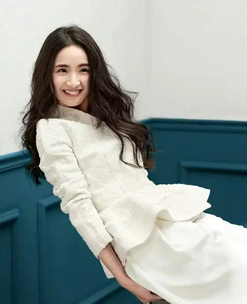 林依晨 笑容甜腻-堆糖,美好生活研究所