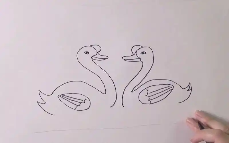 儿童简笔画-大白鹅