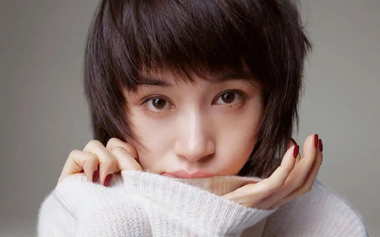 王子文清爽写真图片桌面壁纸