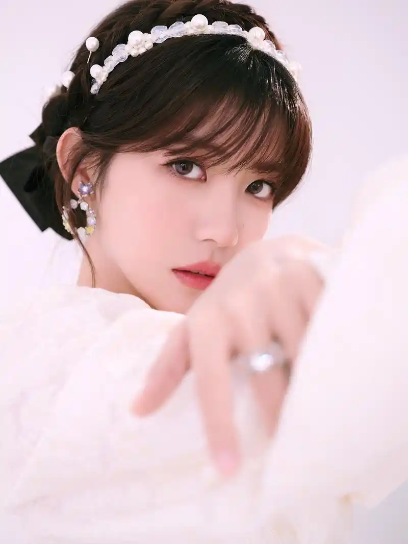 精美图集|"甜系小仙女"赖美云