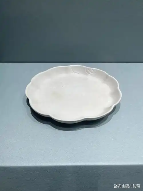 「清凉寺窑」-汝窑里的"白与黑"