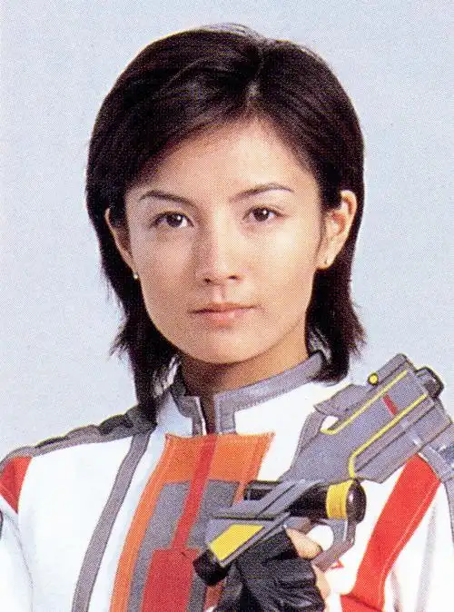 柳濑丽奈(七濑丽娜)(前期跟母姓"榊",雷丘兰星人事件后随父姓"柳濑")