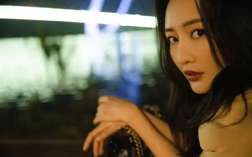 王鸥清新靓丽夜景写真图片66