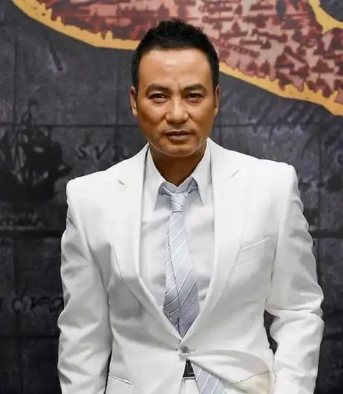 演员任达华:娶小12岁的琦琦,为爱丁克,50岁得女泪流满面