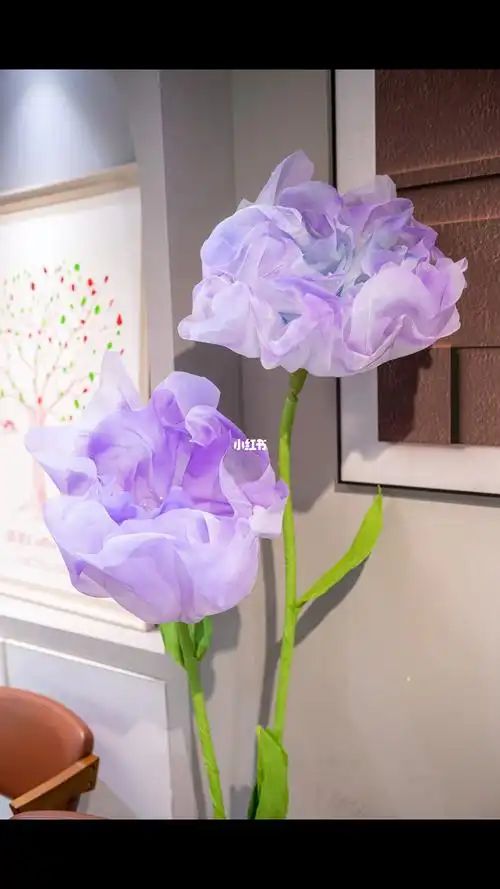 真丝的蓝紫色郁金香有没有让你眼前一亮