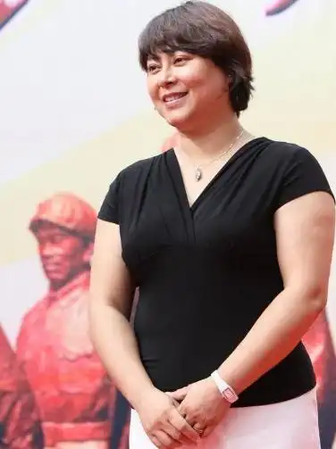 唐国强的老婆是谁(唐国强妻子壮丽:结婚29年一直被大家误解,婚姻有