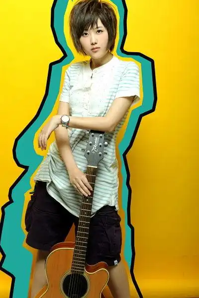 图文:2011快女成都唱区50强-廖羽