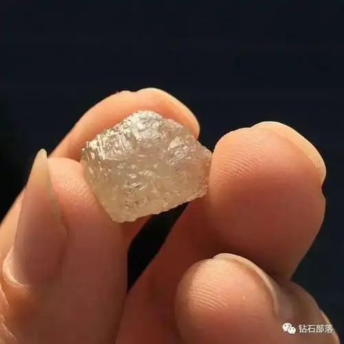 26.83克拉天然金刚石白色钻石原石