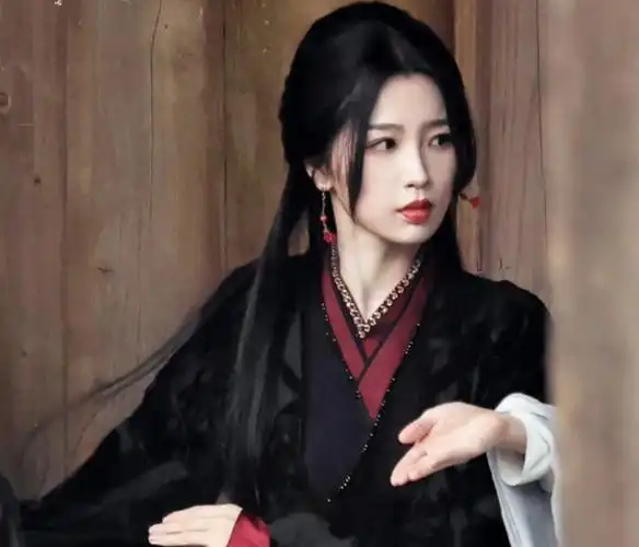 都说当代古装剧画风太过敷衍,虞书欣《云之羽》服化道让人改了观_腾讯