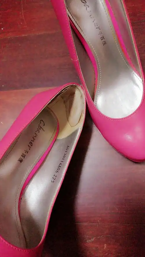 都有微磨损,因不太会穿高跟鞋.