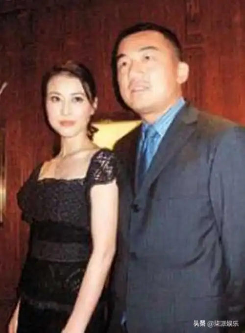 周海媚的老公揭秘周海媚三段情史