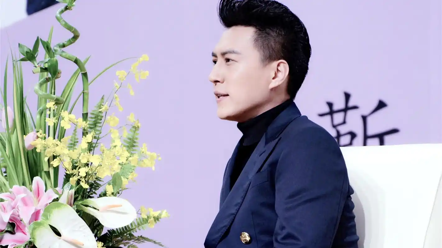 靳东帅气写真高清电脑桌面壁纸下载