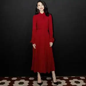 高圆圆同款连衣裙红色订婚礼服2022新款本命年衬衫裙秋新娘敬酒服